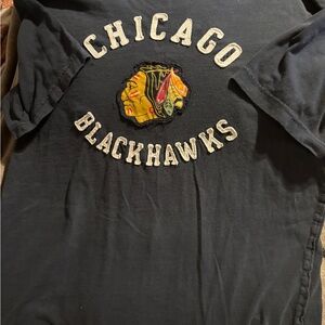 Chicago Blackhawks Vintage Embroidered Logo’s T-Shirt NHL Size XL